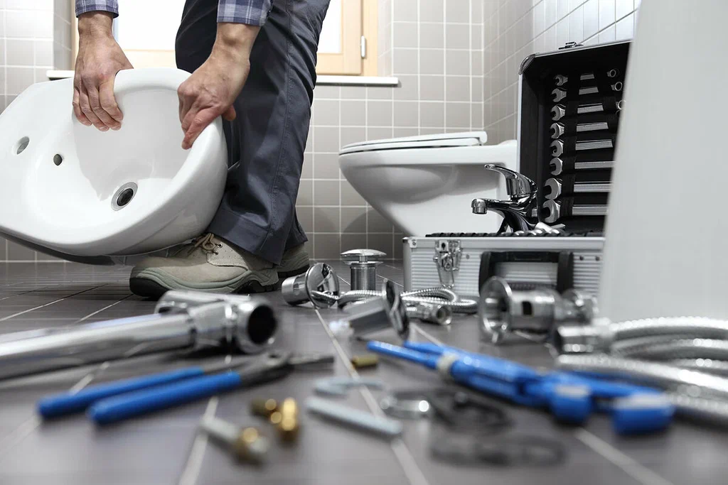 Professional bathroom plumbing repair in Covina